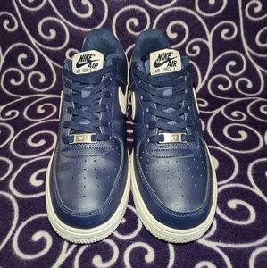 Air Force 1. Blue. Size 7Y